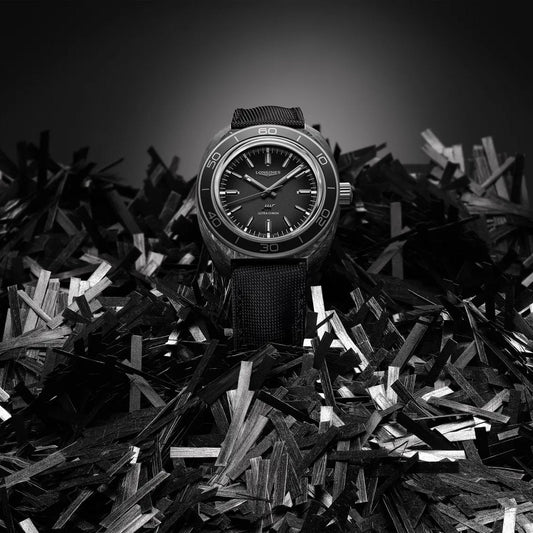 Longines Ultra-Chron Carbon 43mm Antracit Automatisk Titan- och Kolfiberarmbandsur L2.839.4.52.2