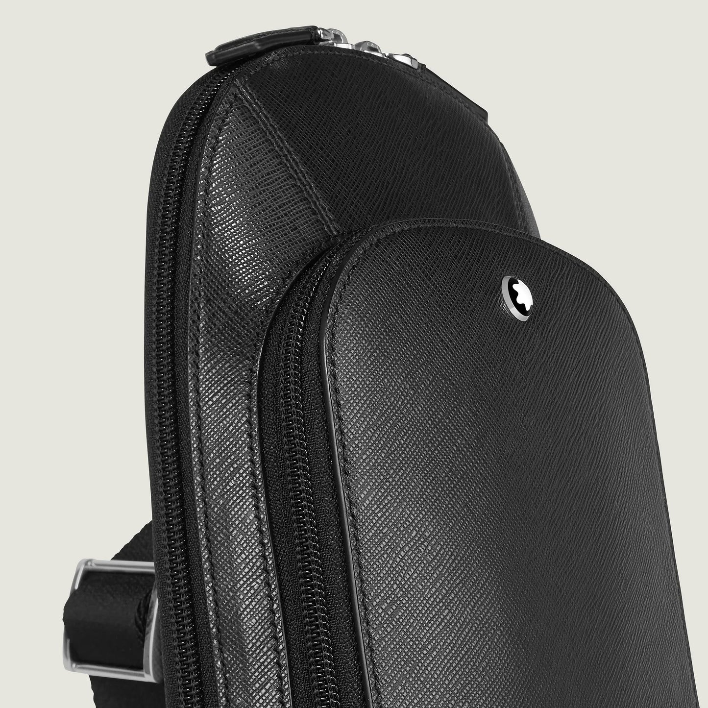 Montblanc borsa a tracolla sartorial nero in pelle goffratura saffiano nera con hardware argento e logo sottile