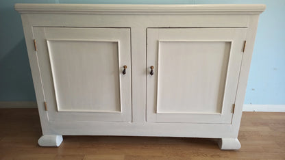 Madia credenza dispensa bianco avorio in legno con due ante e design provenzale shabby elegante
