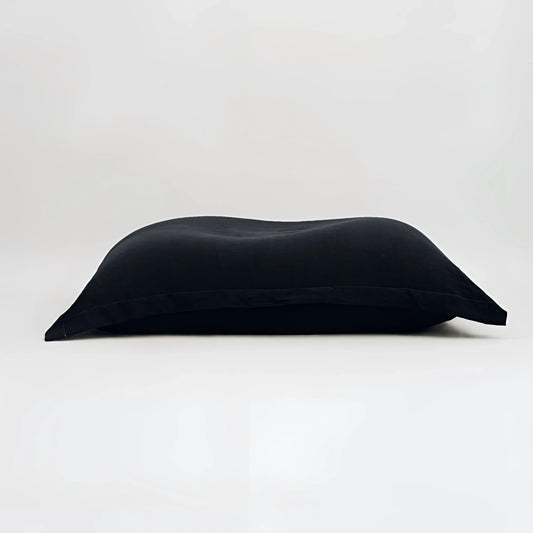 Maxi cuscino firenze nero con tessuto leggermente strutturato e dimensioni generose ideale per infinito abbraccio