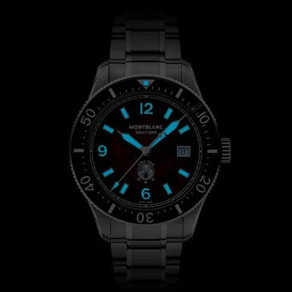 Montblanc Iced Sea Date 41mm Vinröd automatisk stålklocka 132291