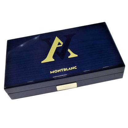 Scatola montblanc patron navy blue con logo dorato per stilografica homage to albert colore bianco perlato