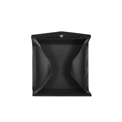 Montblanc portamonete meisterstück nero in morbida pelle liscia con design minimalista e dettagli in rilievo sullo bordo scelta ideale