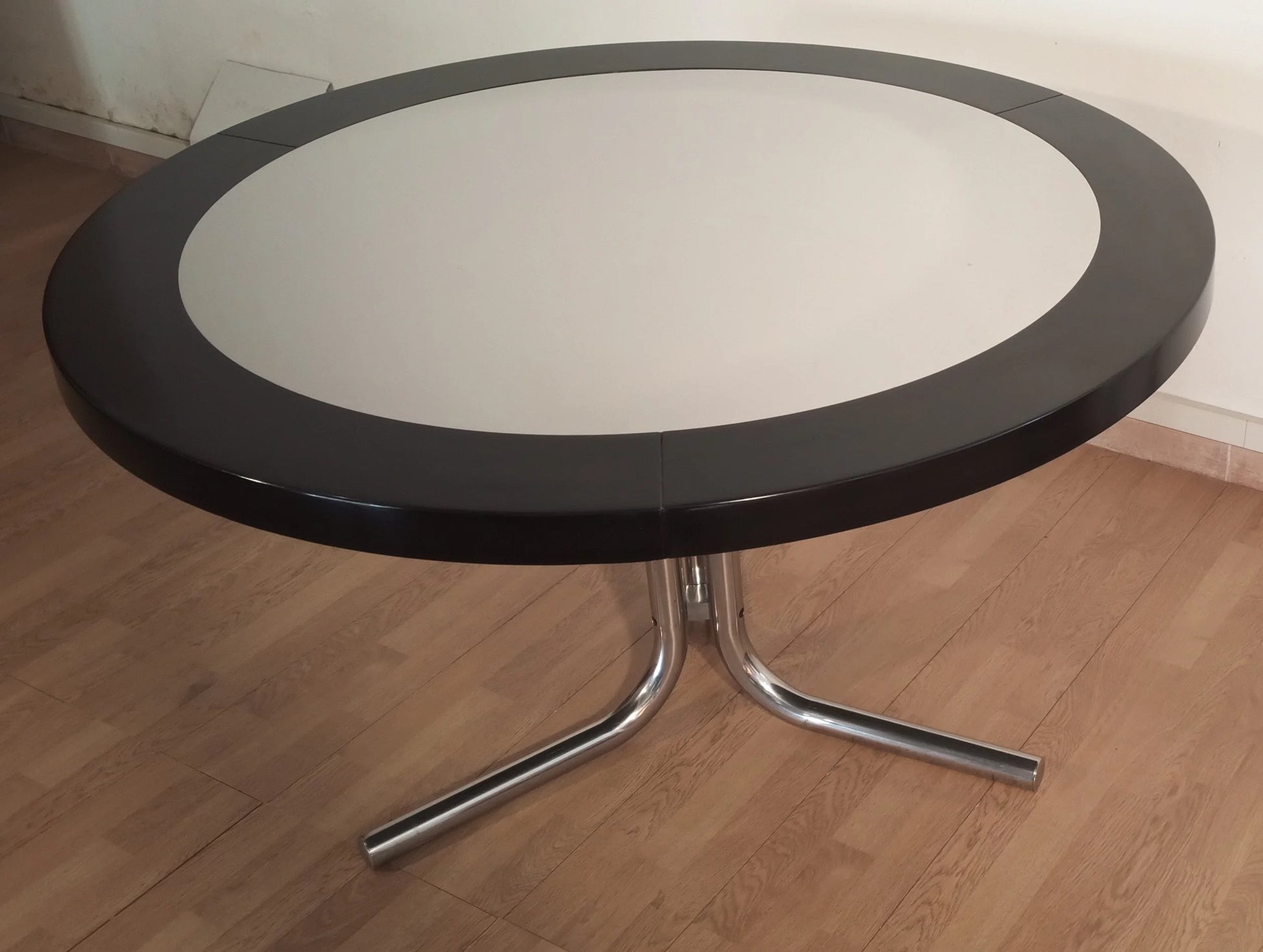 Tavolo da pranzo tavolo desco vintage di Achille Castiglioni per Zanotta con piano nero e gambe cromate